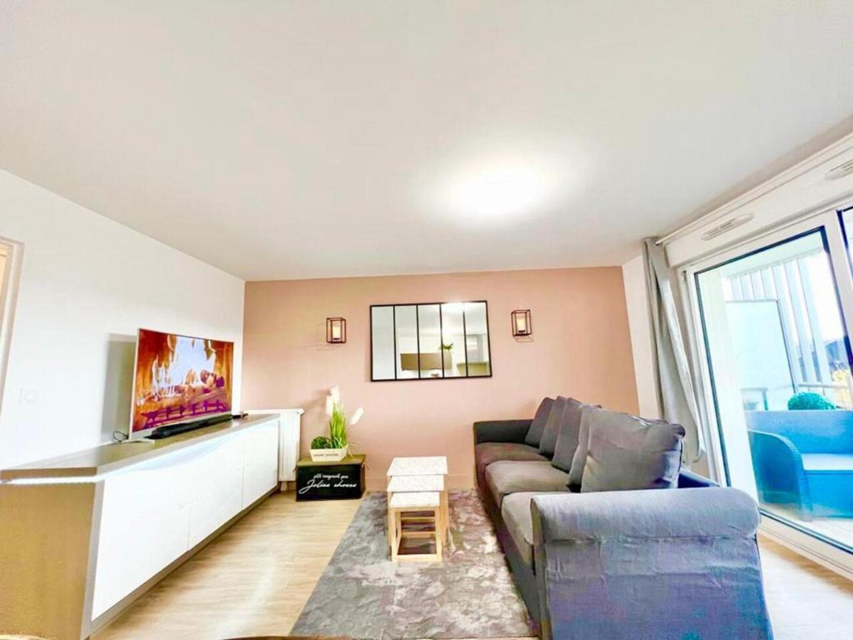 L'Atelier Chic - Wifi Fibre - Parking Privee - Balcon - Netflix Apartment Lanester Exterior foto